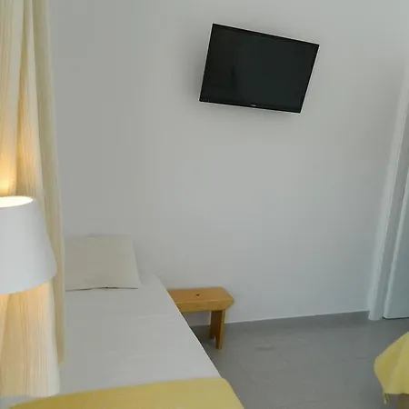 Avra Pahainas Aparthotel