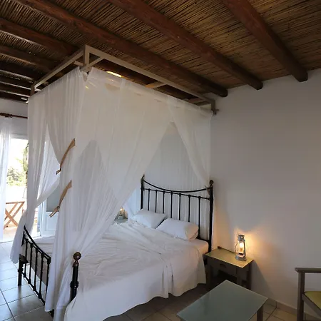 Avra Pahainas Apart Otel Pachaina