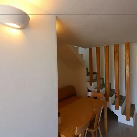 Avra Pahainas Apart Otel 4*