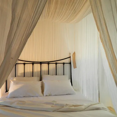 Apart Otel Avra Pahainas 4*