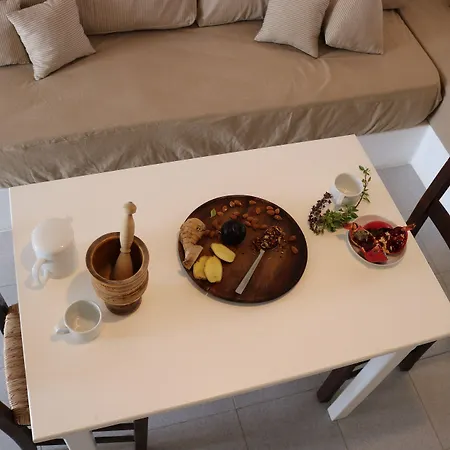 Avra Pahainas Apart Otel 4*