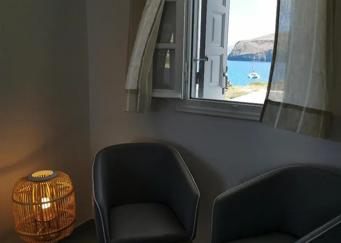 Avra Pahainas Aparthotel 4*