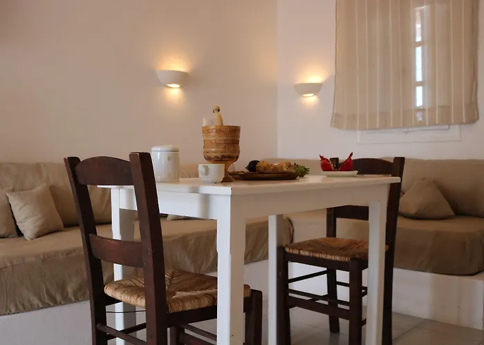 Avra Pahainas Aparthotel 4*