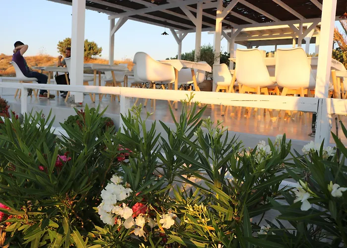 Avra Pahainas Aparthotel